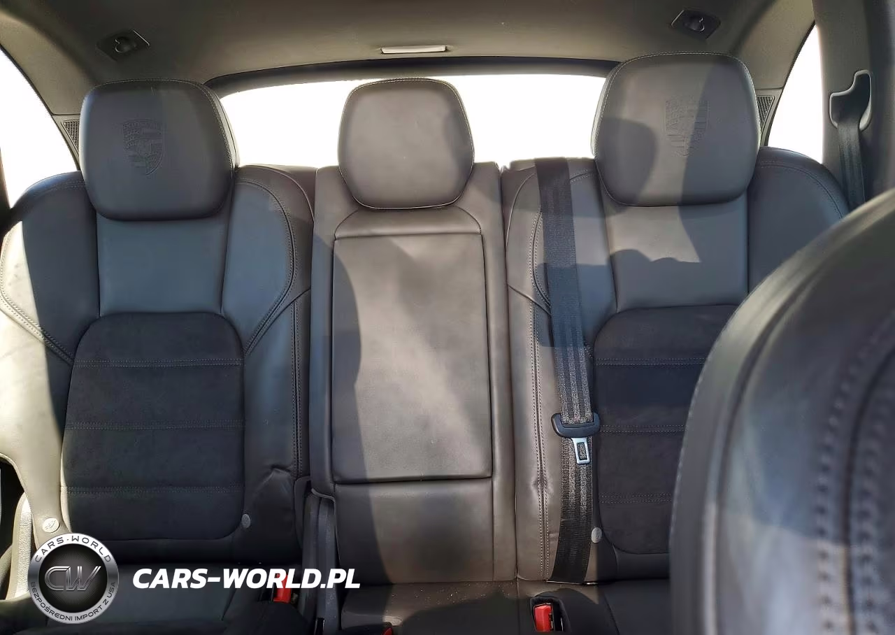 2018 Porsche Cayenne VIN:WP1AA2A20JKA01571 - 10