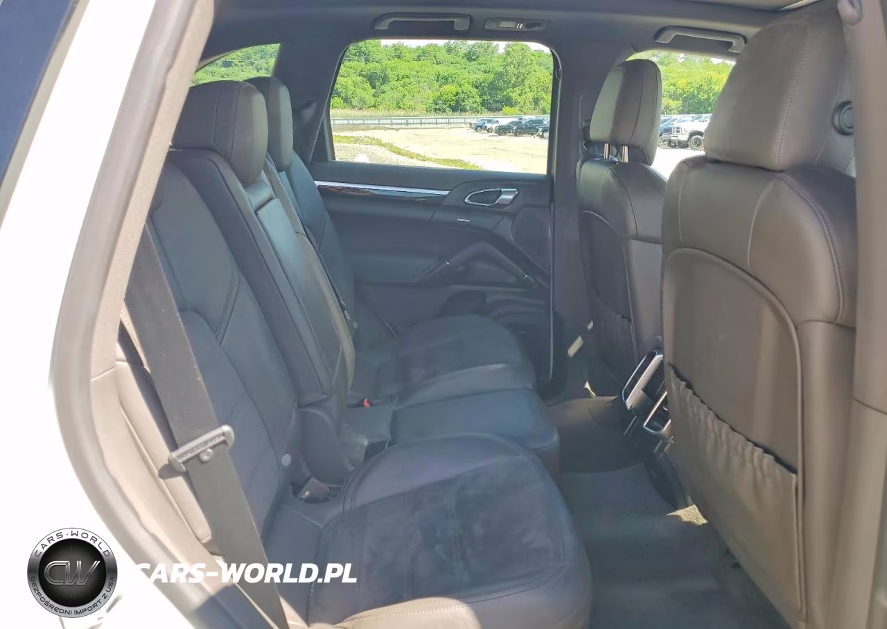2018 Porsche Cayenne VIN:WP1AA2A20JKA01571 - 11