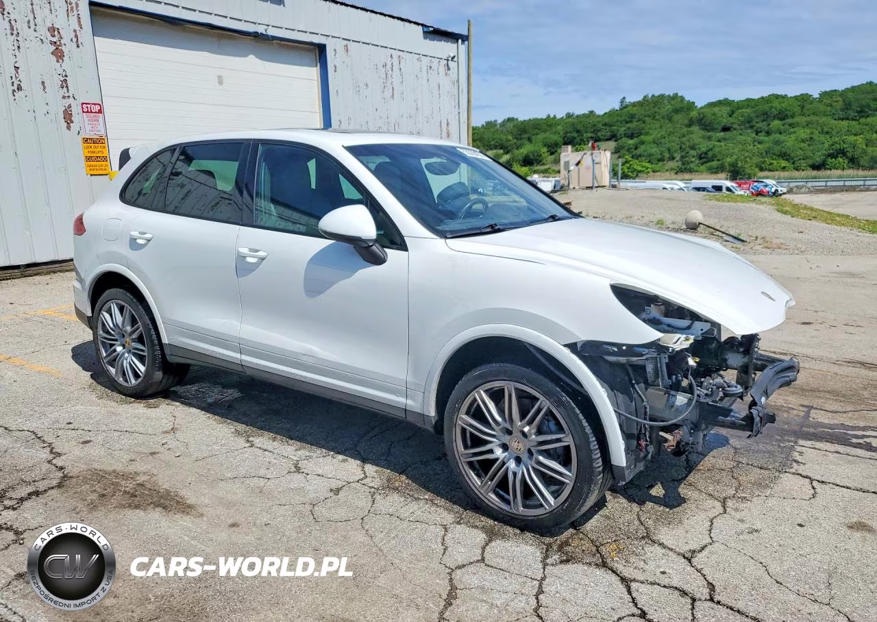 2018 Porsche Cayenne VIN:WP1AA2A20JKA01571 - 4
