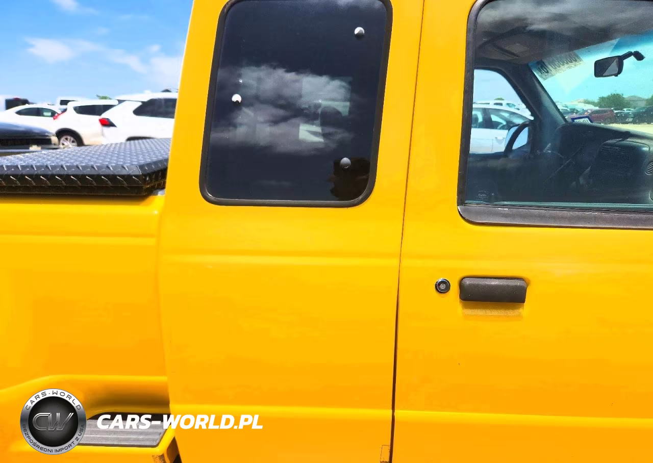 2000 Ford Ranger Super Cab VIN:1FTYR14V9YTB17462 - 10