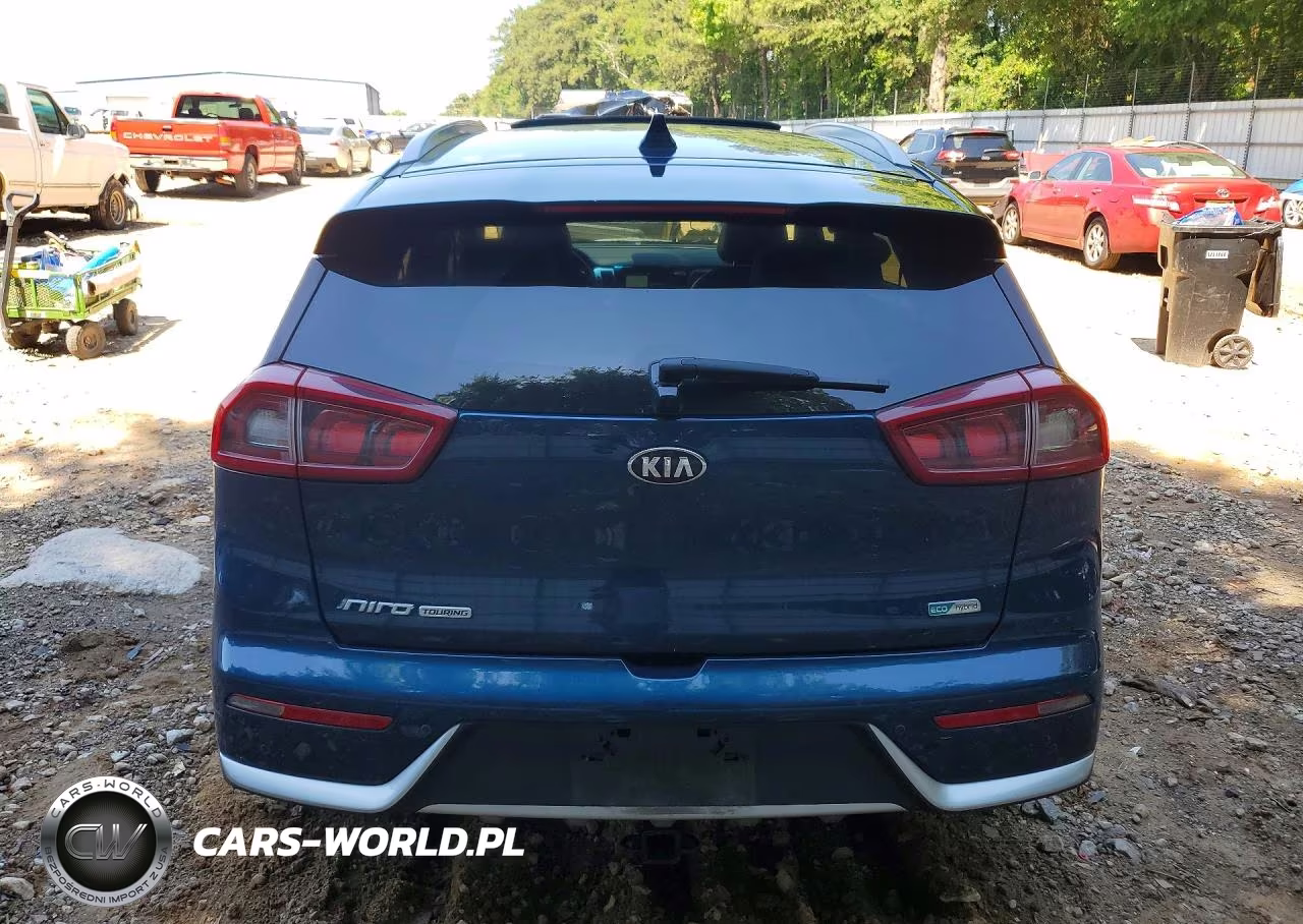 2018 Kia Niro Touring VIN:KNDCE3LC6J5184225 - 6