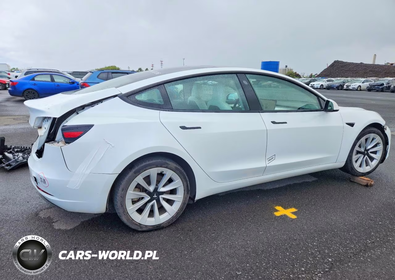 2023 Tesla Model 3 VIN:5YJ3E1EA6PF471586 - 3