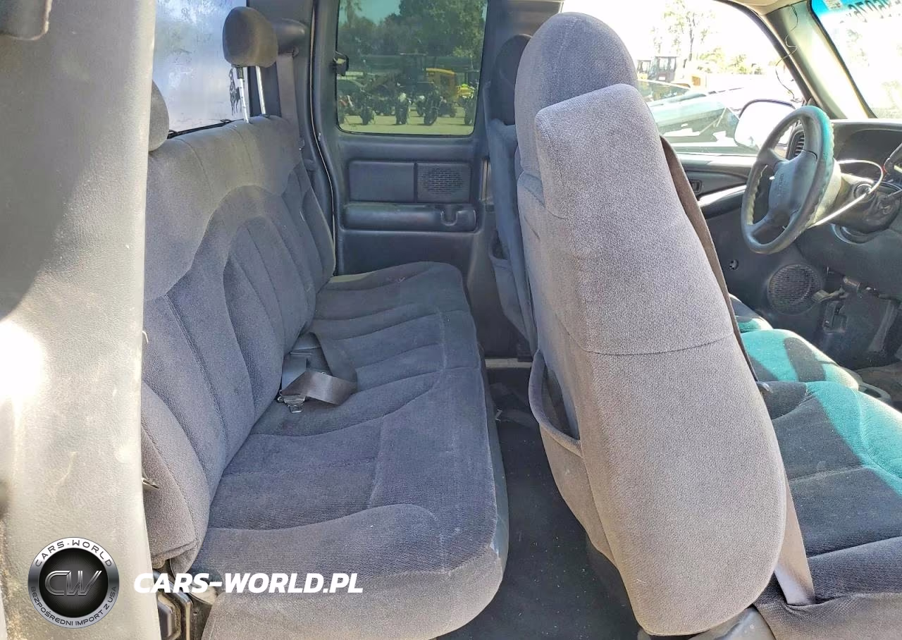 2002 GMC New Sierra C1500 VIN:2GTEC19XX21217159 - 10