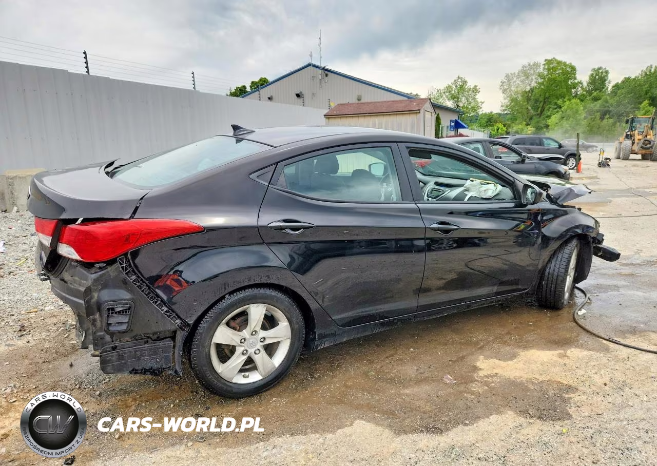 2012 Hyundai Elantra Gls VIN:KMHDH4AE1CU224690 - 3