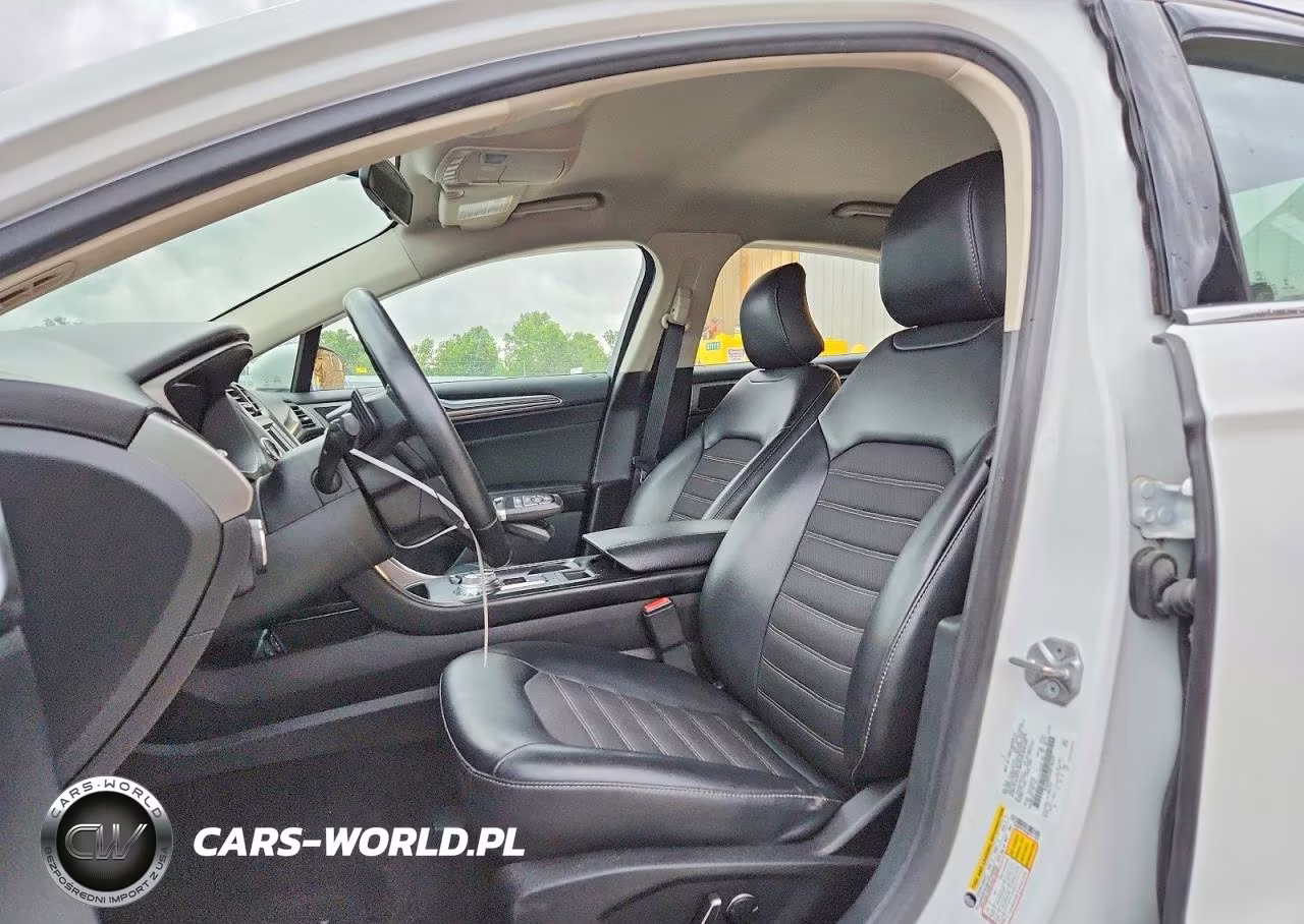 2017 Ford Fusion Se VIN:3FA6P0T9XHR196370 - 7
