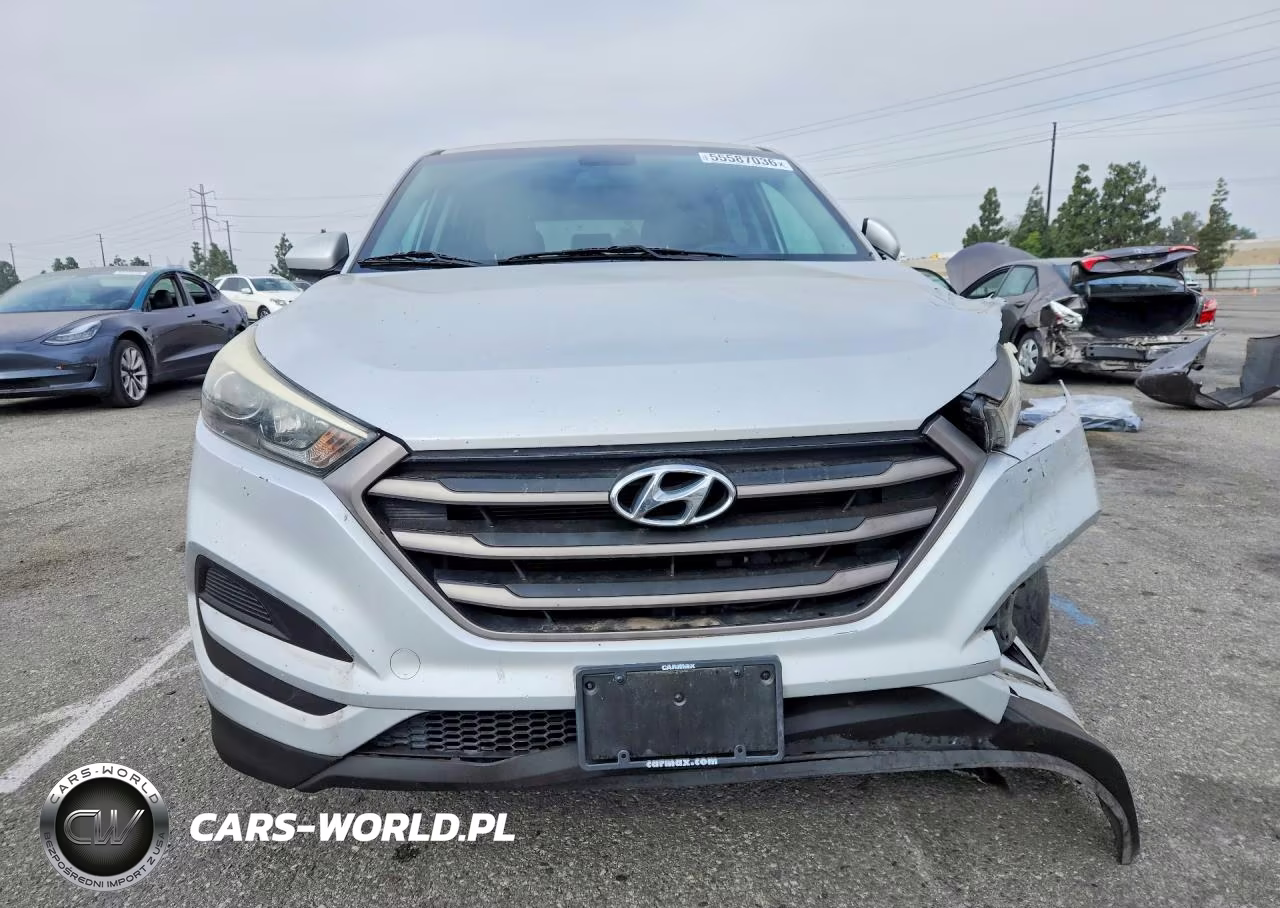 2016 Hyundai Tucson Se VIN:KM8J23A42GU245673 - 5