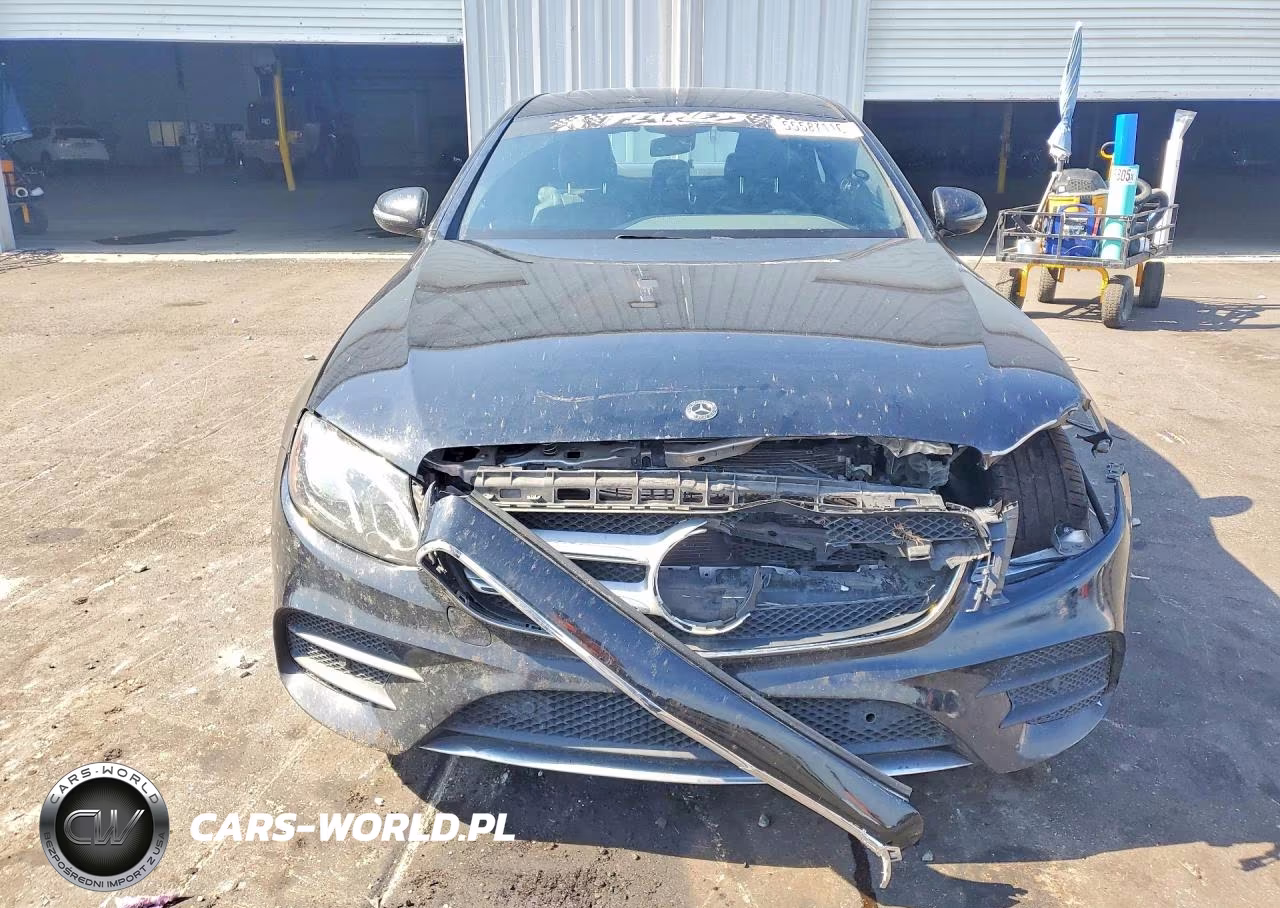 2018 Mercedes-Benz E 300 4Matic VIN:WDDZF4KB6JA480171 - 5