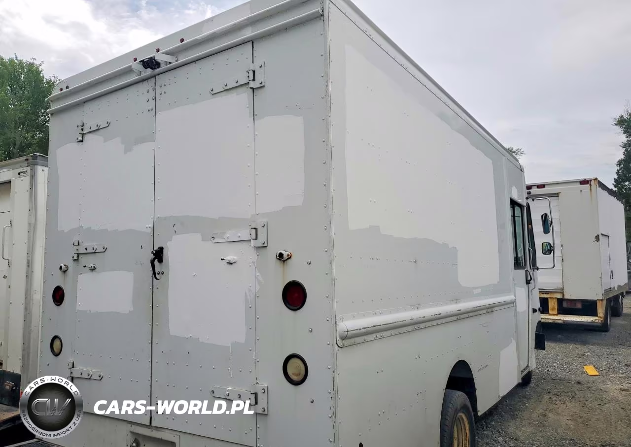 2013 Ford E350 Delivery Truck VIN:1FC3E3KL3DDA22919 - 3