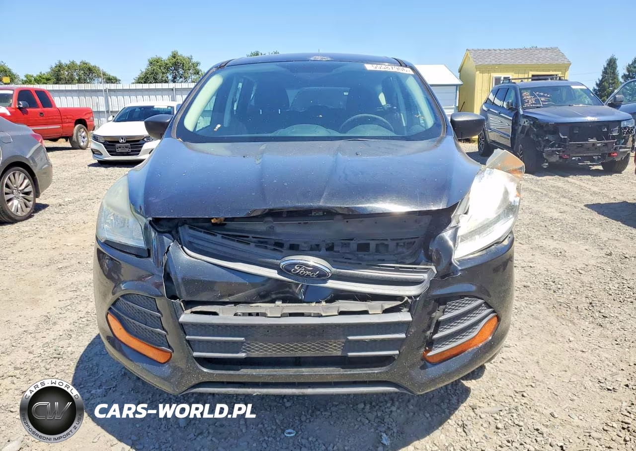 2013 Ford Escape S VIN:1FMCU0F79DUA39931 - 5