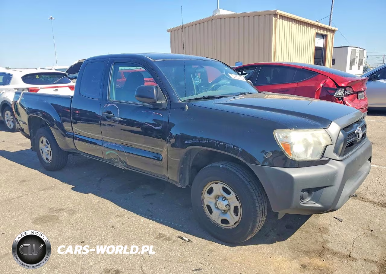 2015 Toyota Tacoma Access Cab VIN:5TFTX4CN3FX066565 - 4