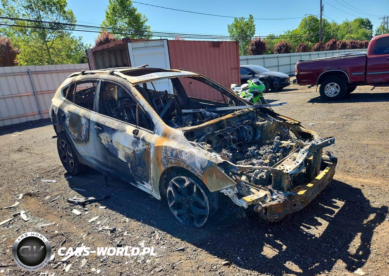 2018 Subaru Crosstrek Limited VIN:JF2GTALC1JH250384 - 4