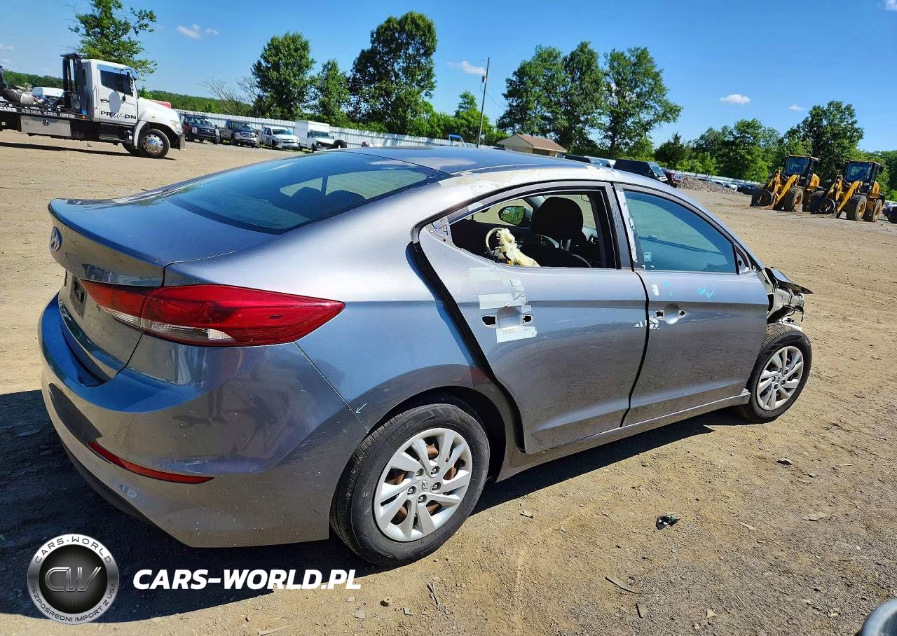 2018 Hyundai Elantra Se VIN:5NPD74LF0JH283542 - 3