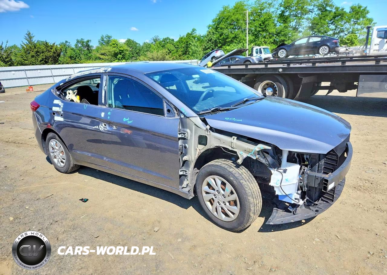 2018 Hyundai Elantra Se VIN:5NPD74LF0JH283542 - 4