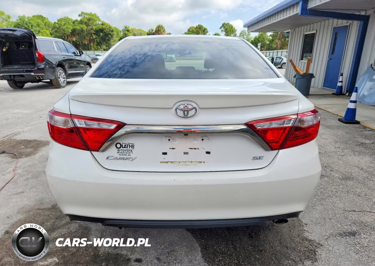 2016 Toyota Camry Se VIN:4T1BF1FK8GU120391 - 6
