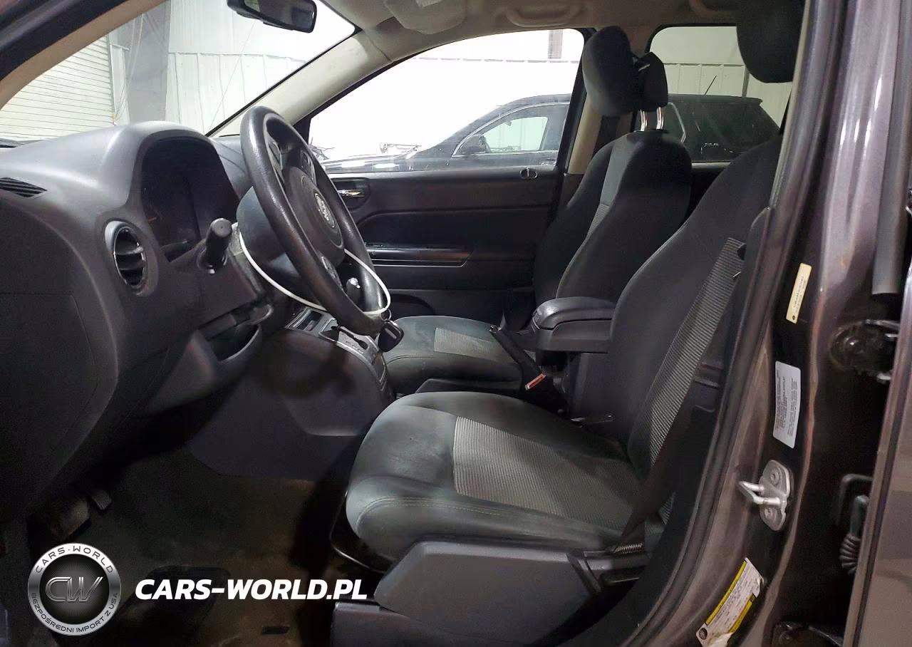 2016 Jeep Compass Sport VIN:1C4NJDBB6GD610464 - 7