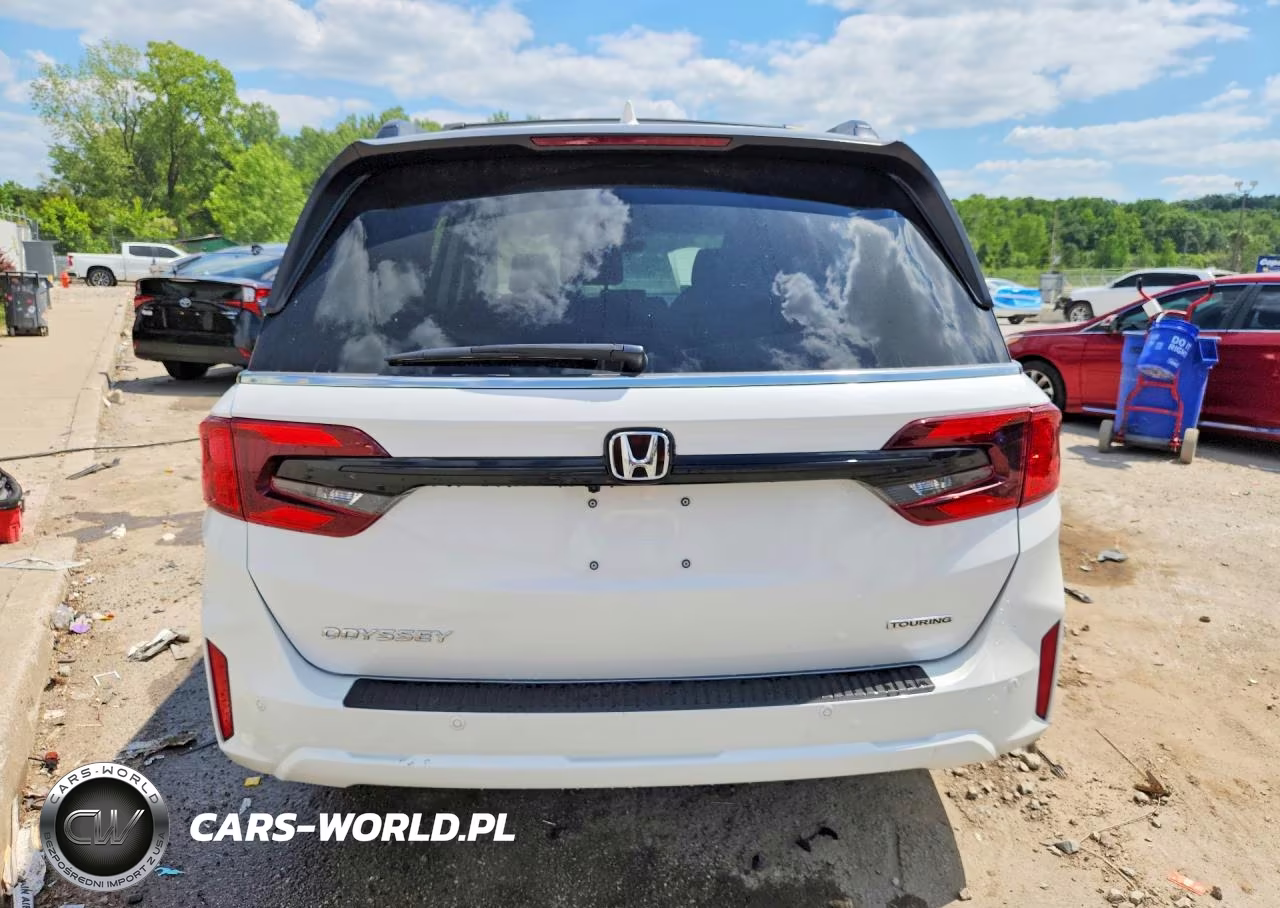2026 Honda Odyssey Touring VIN:5FNRL6H84TB038199 - 6