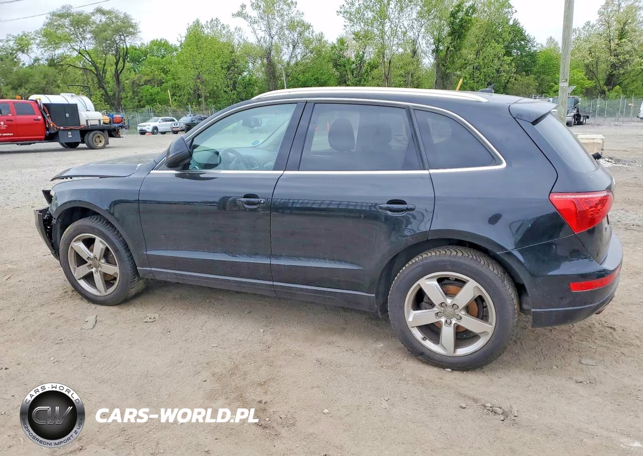 2010 Audi Q5 Premium Plus VIN:WA1LKAFP0AA021261 - 2