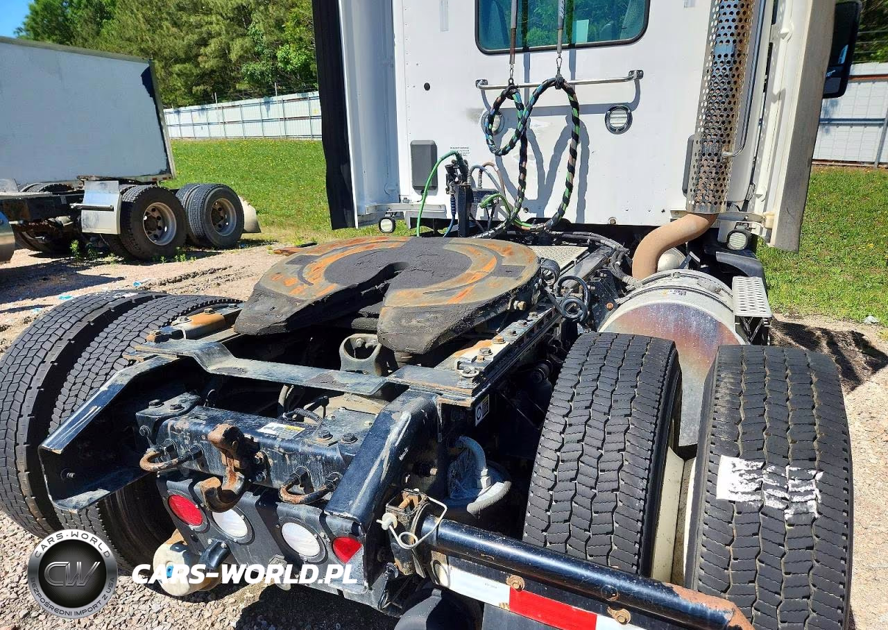 2017 Kenworth T680 Semi Truck VIN:1XKYA48X6HJ160323 - 10