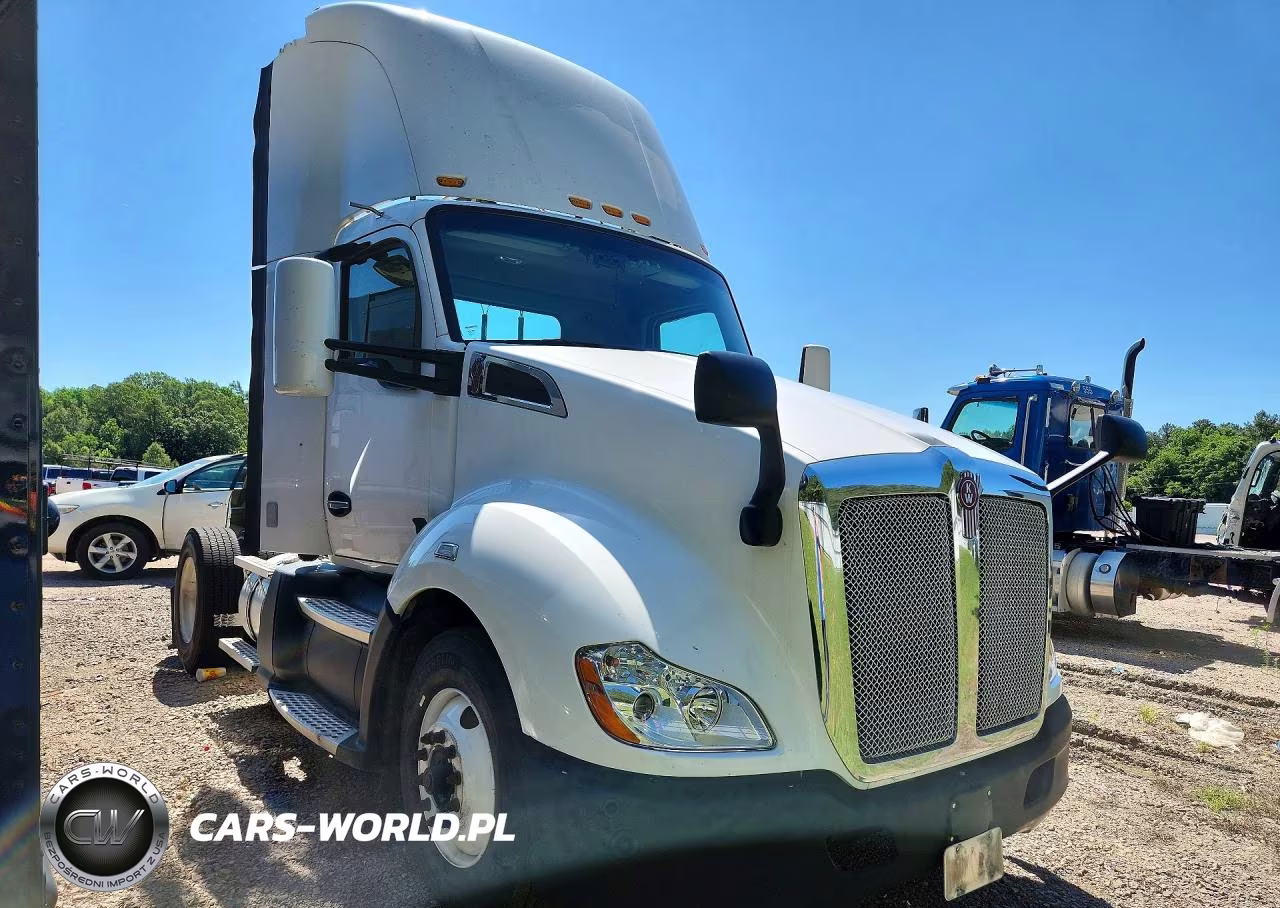 2017 Kenworth T680 Semi Truck VIN:1XKYA48X6HJ160323 - 4