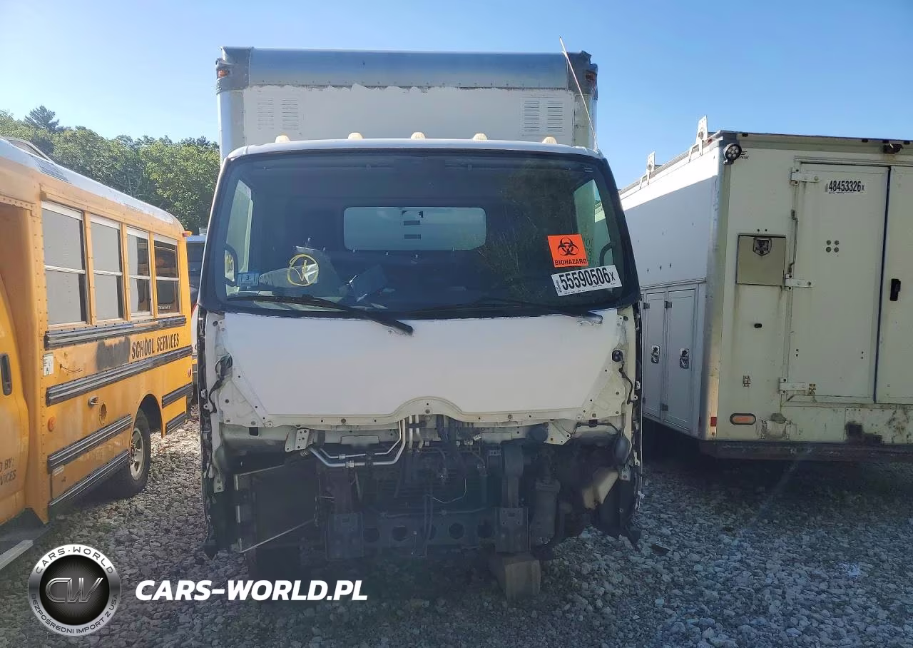 2017 Hino 195 Box Truck VIN:JHHSDM2H5HK005814 - 5