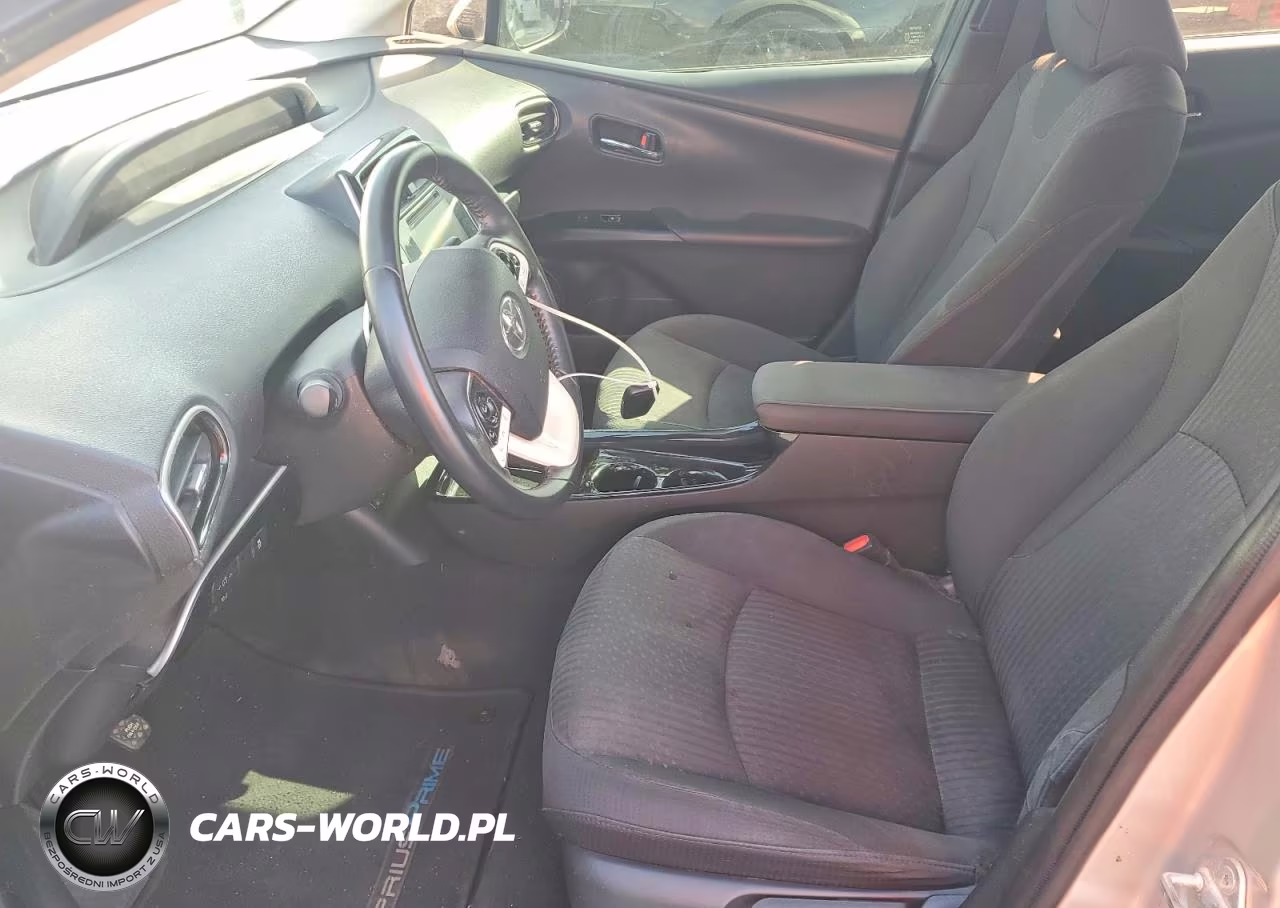 2018 Toyota Prius Prime VIN:JTDKARFP0J3089261 - 7
