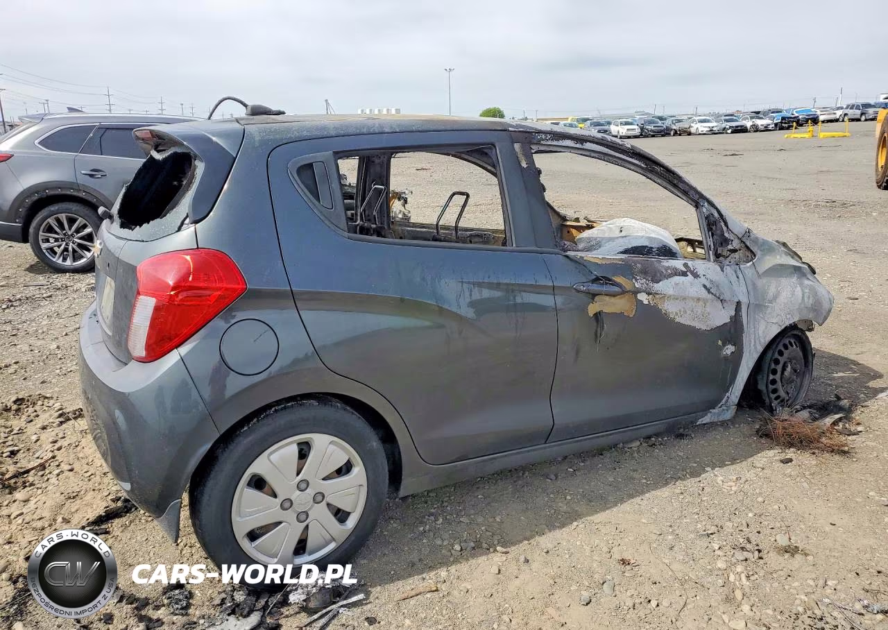 2017 Chevrolet Spark Ls VIN:KL8CB6SA1HC829680 - 3