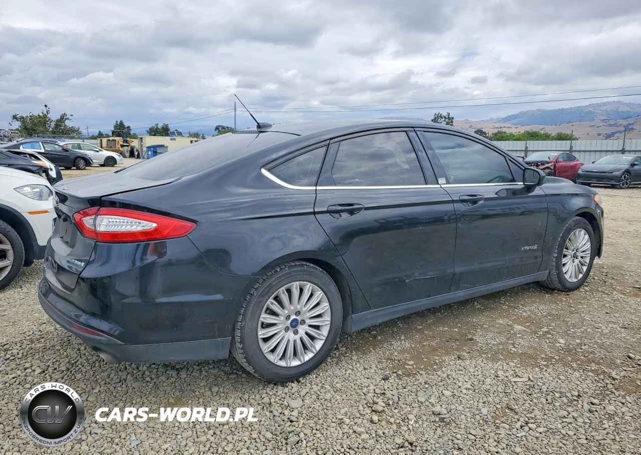 2016 Ford Fusion S Hybrid VIN:3FA6P0UU5GR398695 - 3