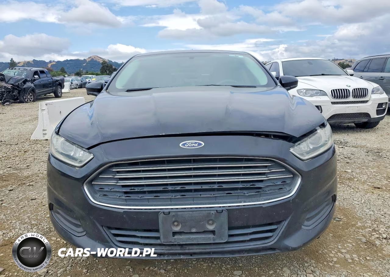 2016 Ford Fusion S Hybrid VIN:3FA6P0UU5GR398695 - 5