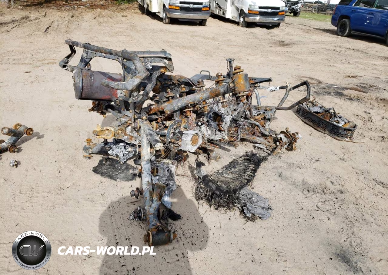 2024 Can-Am Outlander Xt 850 VIN:3JBLKAU40RJ001142 - 4