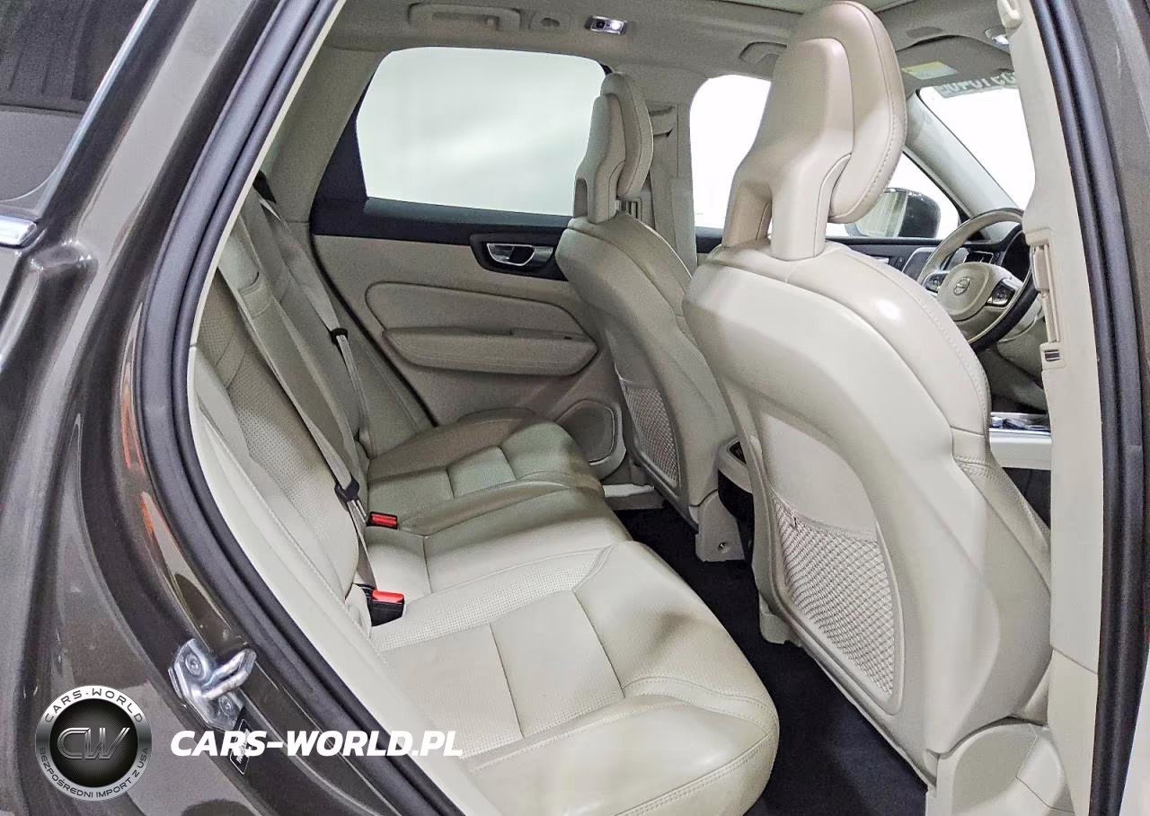 2018 Volvo Xc60 T6 Inscription VIN:YV4A22RL6J1000648 - 11