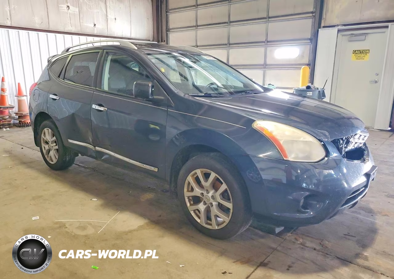 2013 Nissan Rogue S VIN:JN8AS5MV0DW126724 - 4