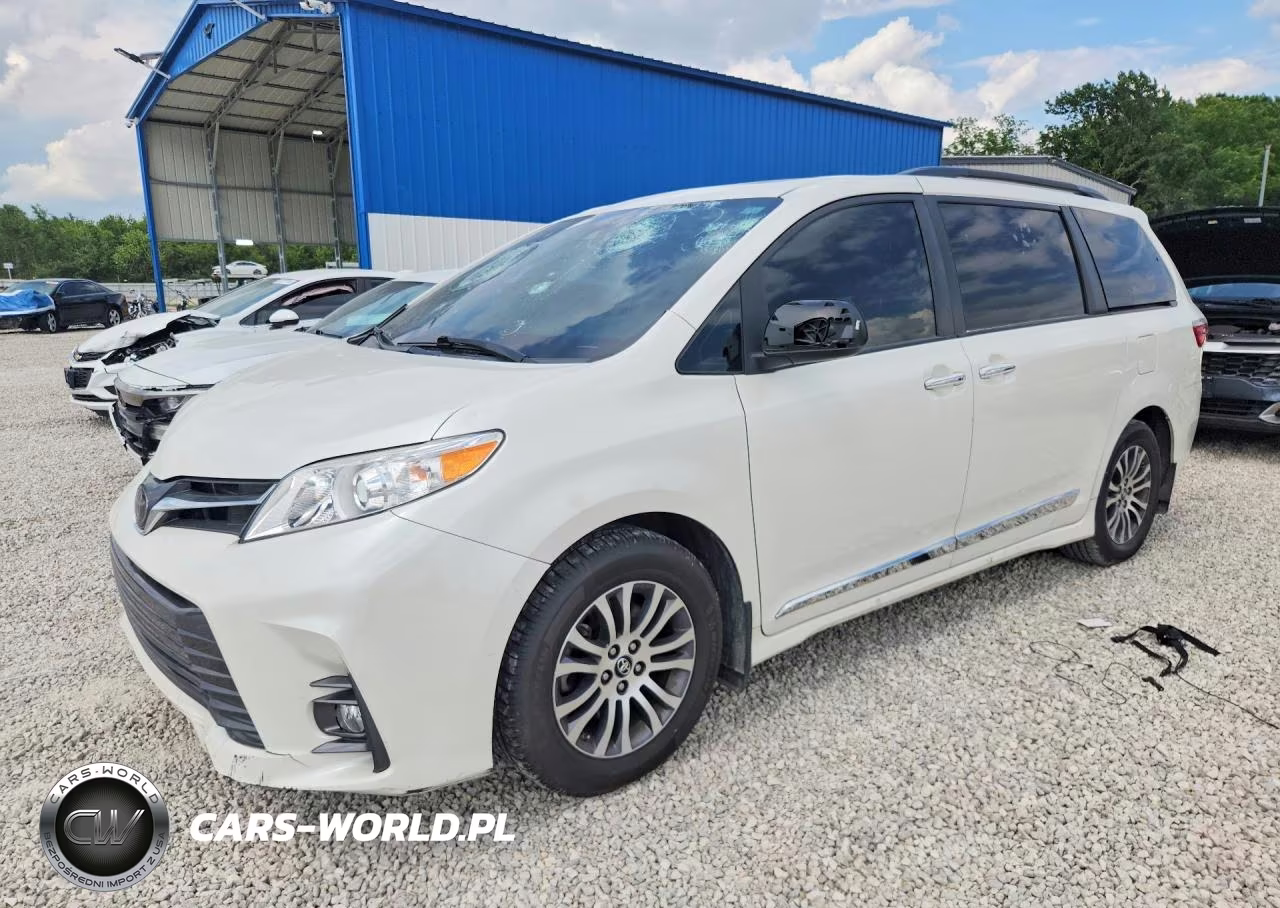 2019 Toyota Sienna Xle 8-Passenger