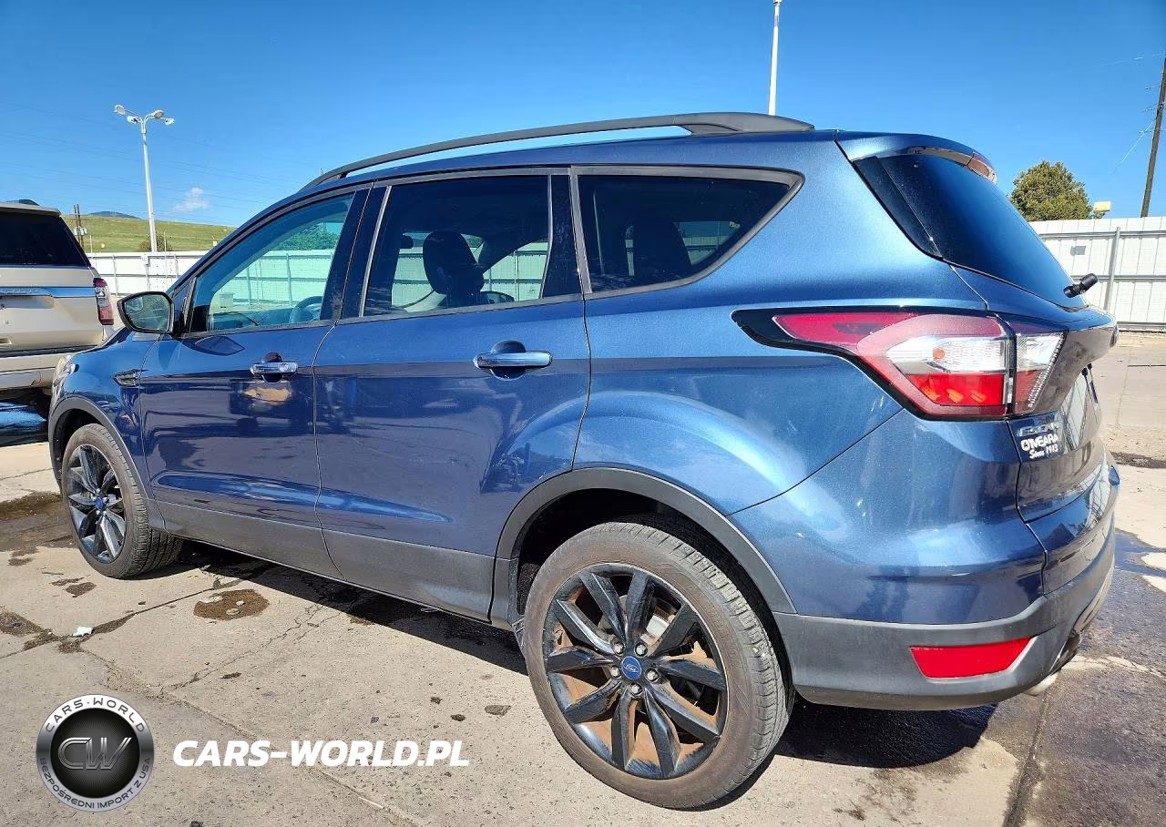2018 Ford Escape Se VIN:1FMCU9GD2JUA85041 - 2