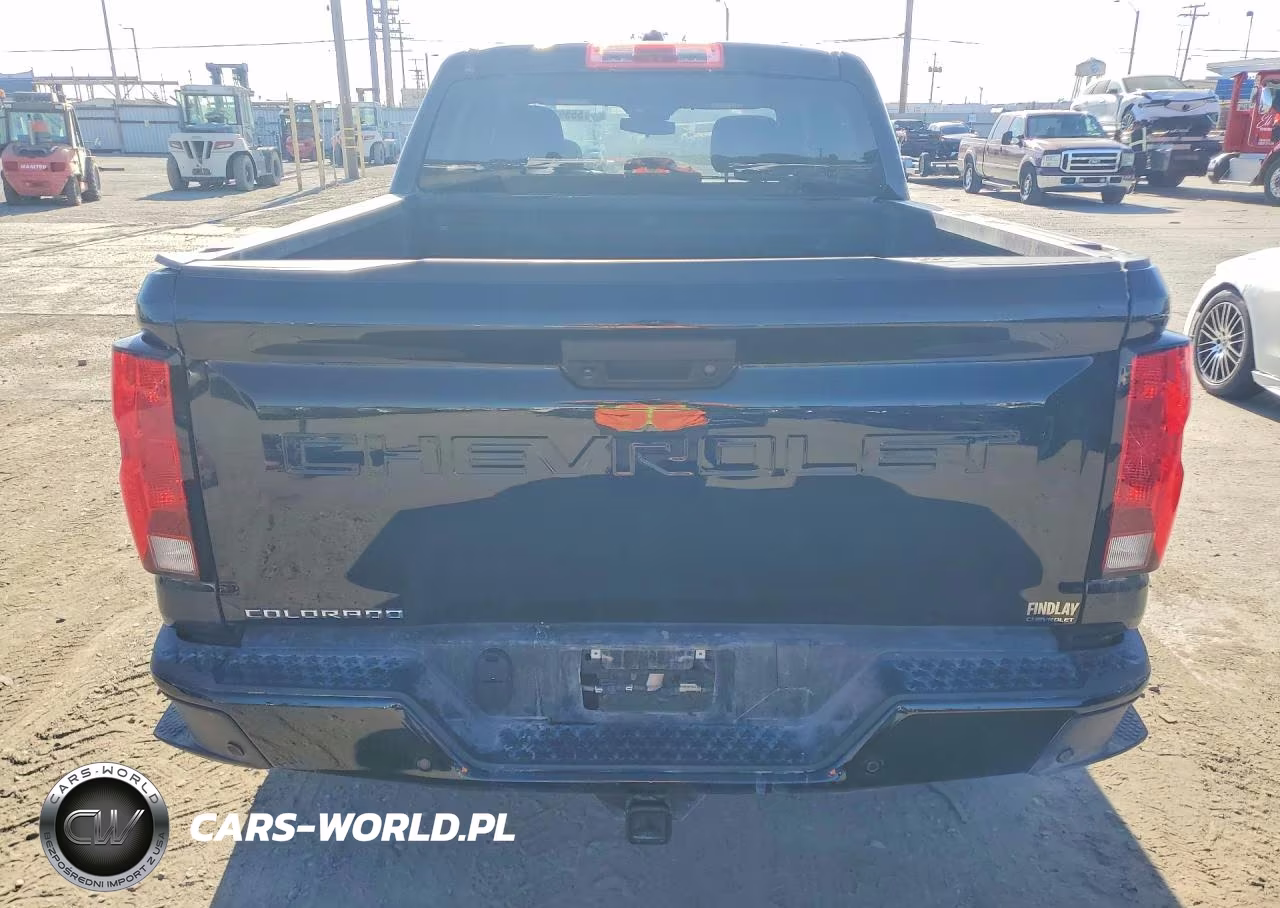 2025 Chevrolet Colorado Trail Boss VIN:1GCPTEEK1S1134526 - 6