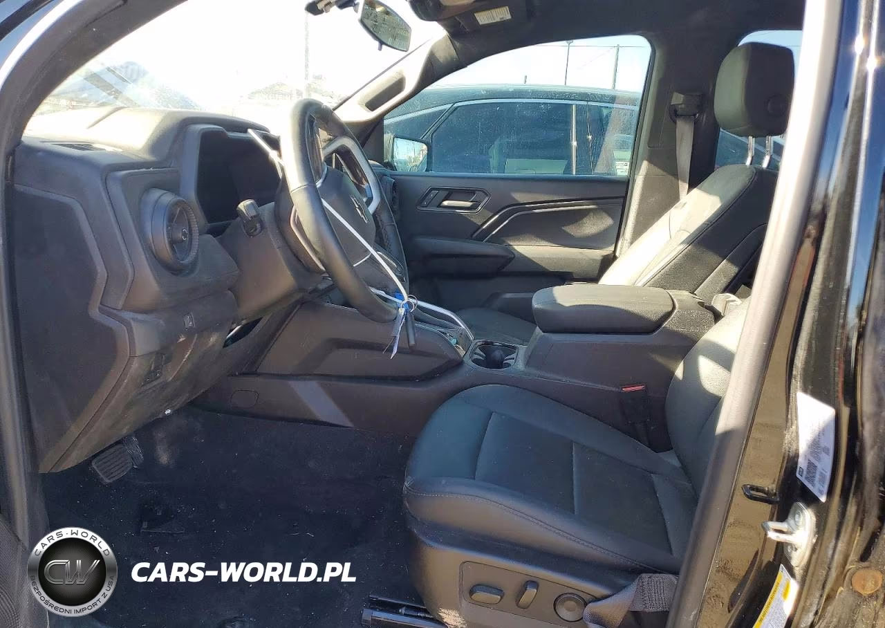 2025 Chevrolet Colorado Trail Boss VIN:1GCPTEEK1S1134526 - 7