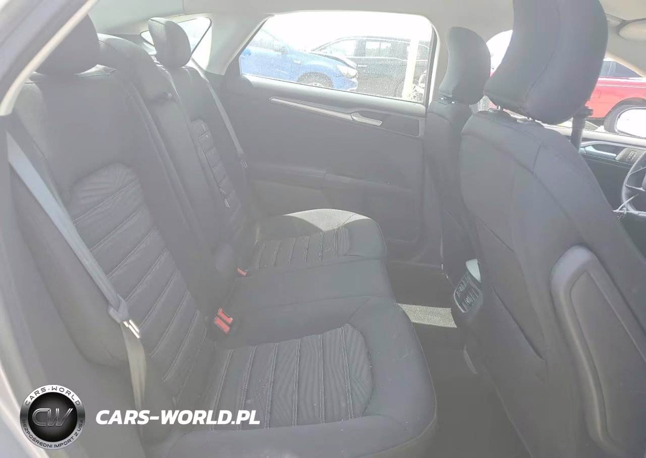 2016 Ford Fusion Se VIN:3FA6P0H79GR395433 - 10