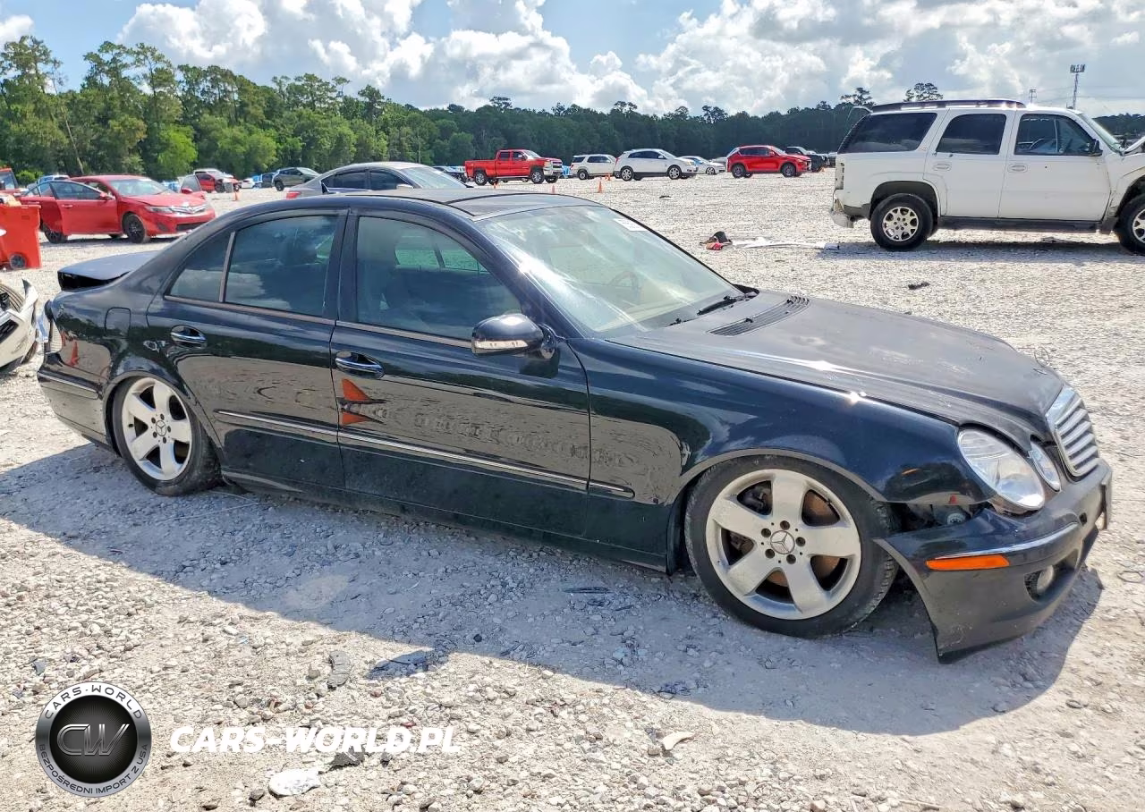 2007 Mercedes-Benz E 550 4Matic VIN:WDBUF90X97X212929 - 4