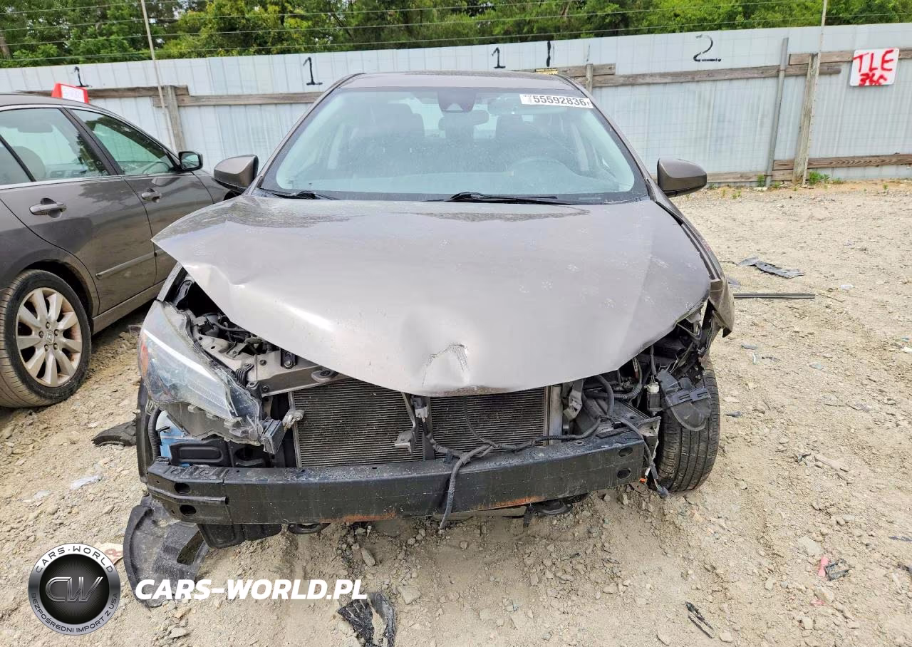 2019 Toyota Corolla Le VIN:2T1BURHE6KC187819 - 5