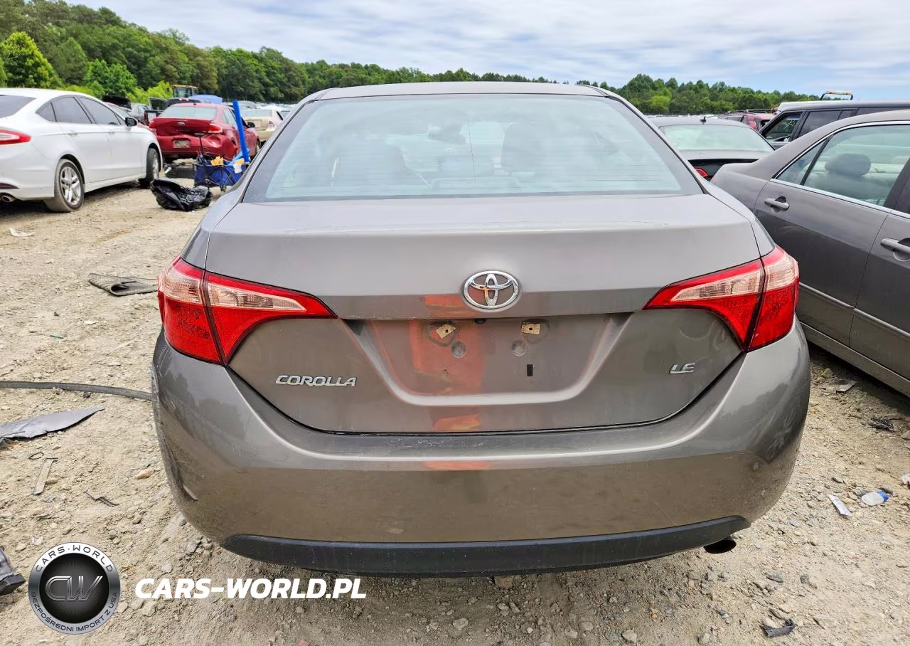 2019 Toyota Corolla Le VIN:2T1BURHE6KC187819 - 6