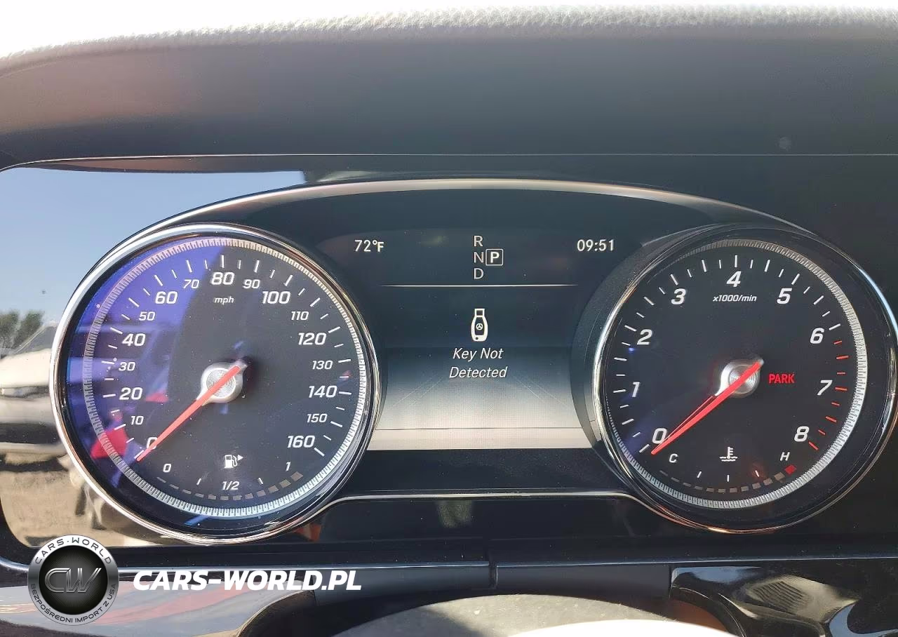 2018 Mercedes-Benz E 400 VIN:WDD1K6FBXJF029780 - 9