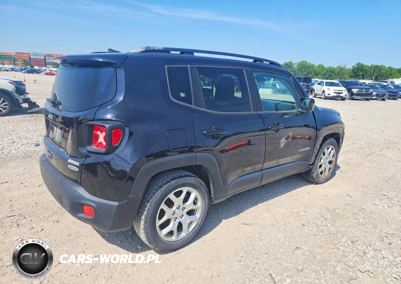 2018 Jeep Renegade Latitude VIN:ZACCJABB8JPJ06994 - 3