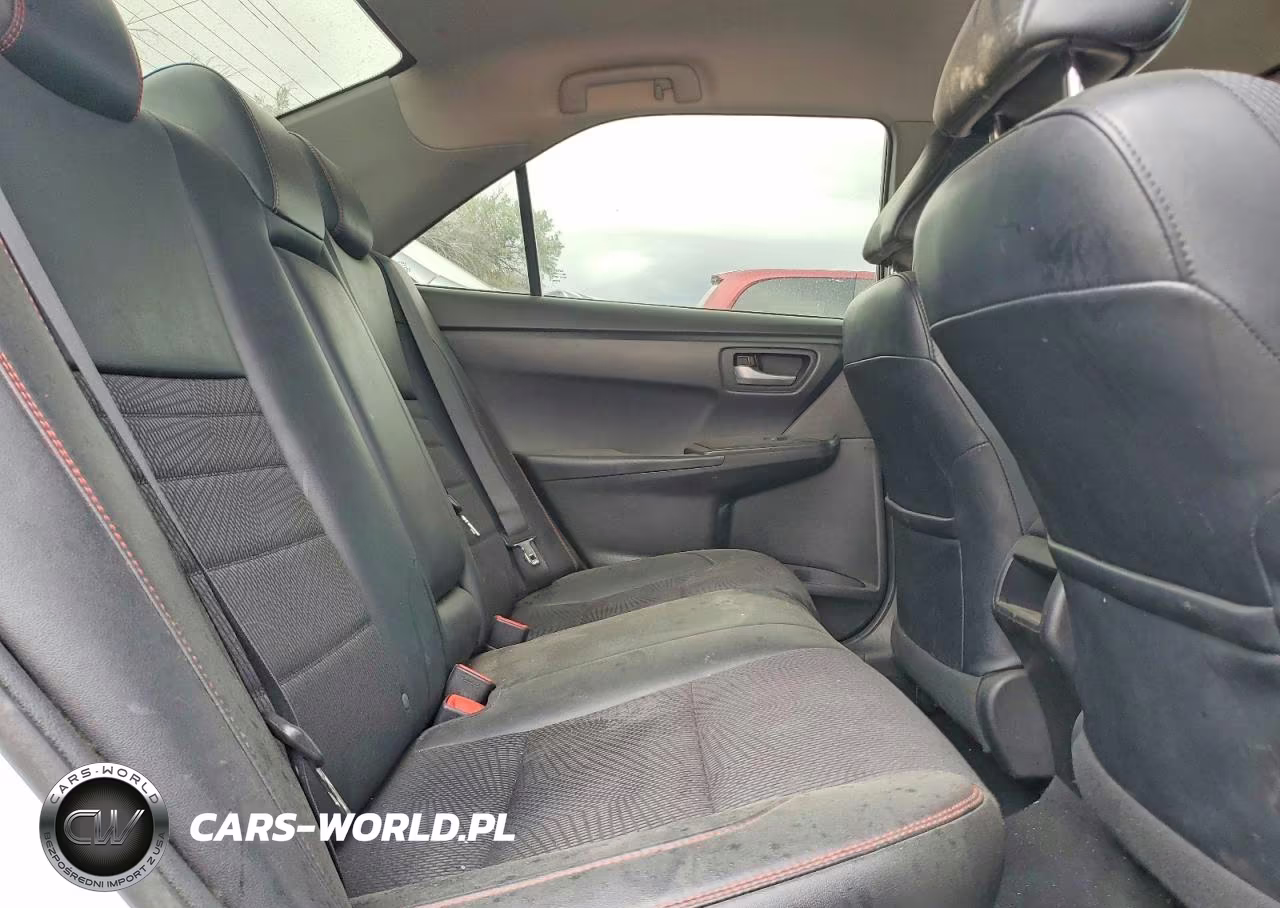 2016 Toyota Camry Se VIN:4T1BF1FK5GU247440 - 10
