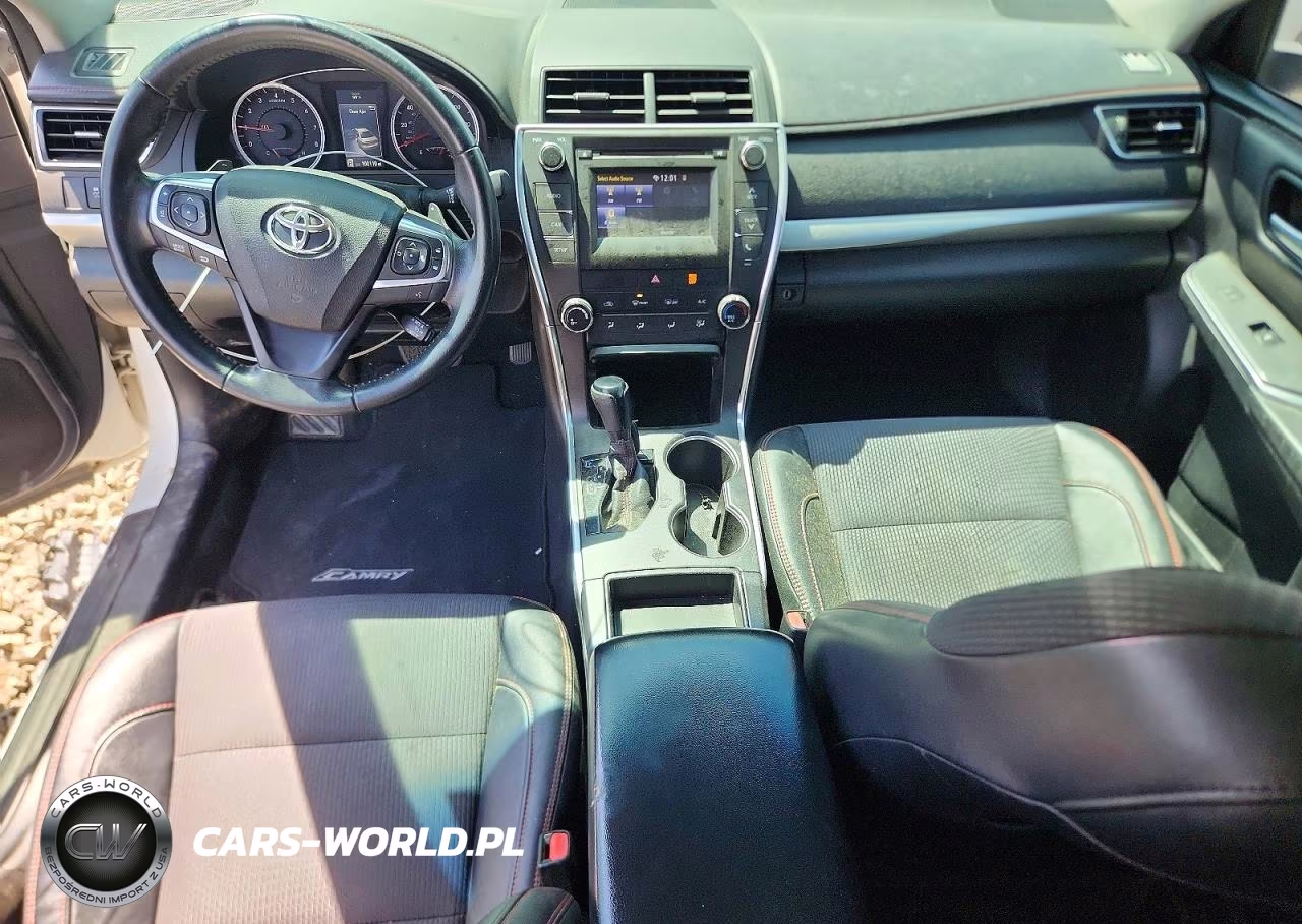 2016 Toyota Camry Se VIN:4T1BF1FK5GU247440 - 8