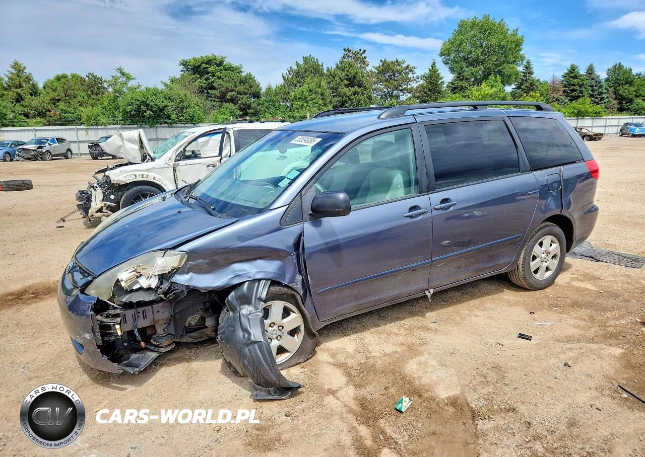 2009 Toyota Sienna Le 7-Passenger