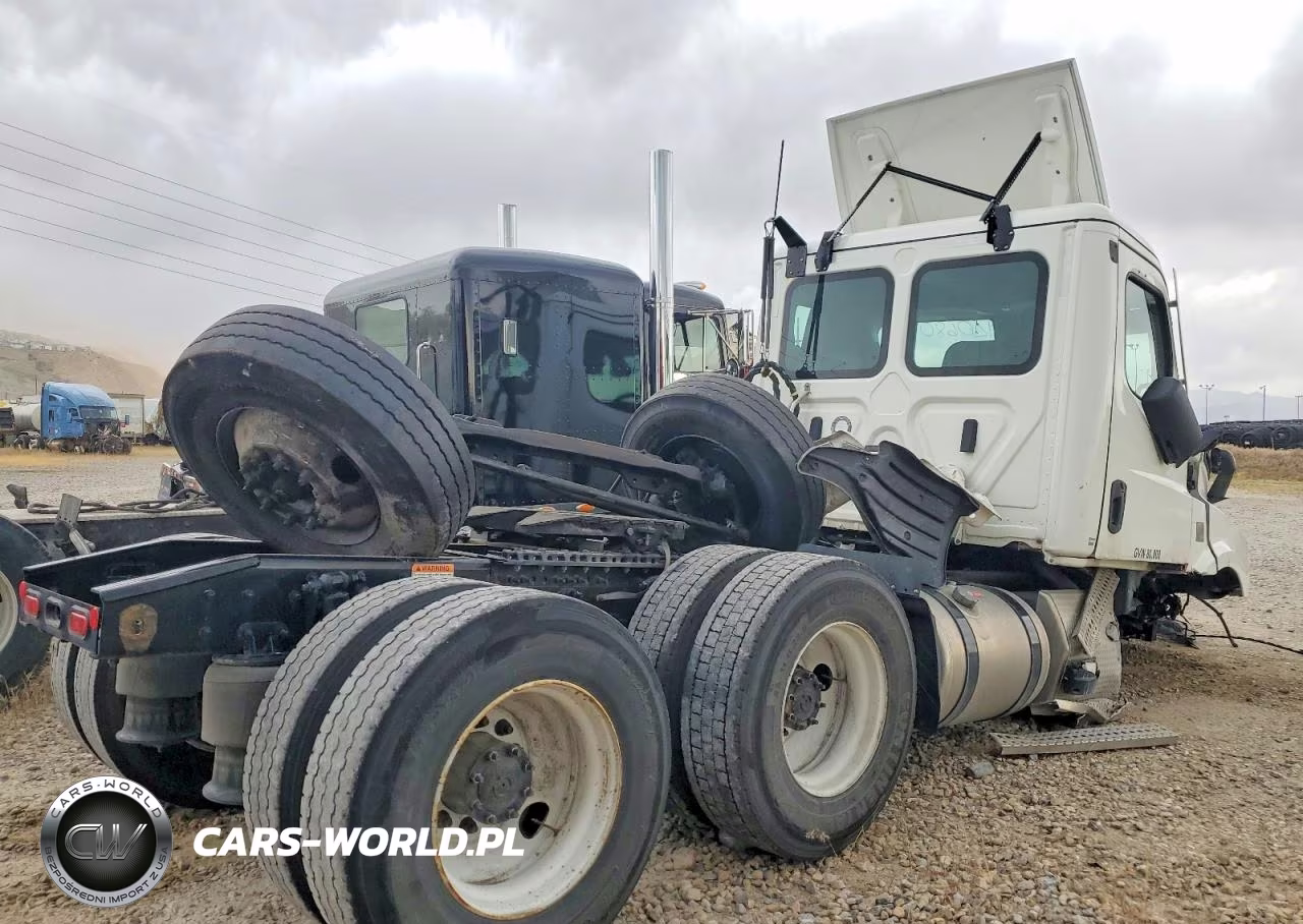 2024 Freightliner Cascadia 126 Semi Truck VIN:3AKJHLDV8RSUU8824 - 4