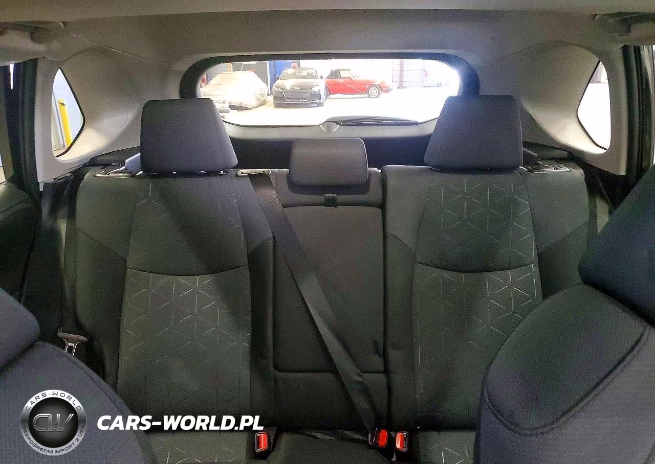 2025 Toyota Rav4 Xle VIN:2T3P1RFVXSW635079 - 10