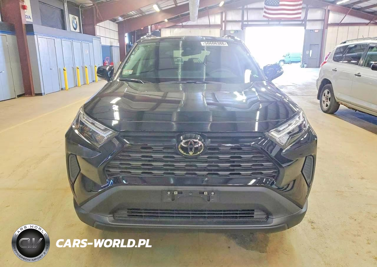 2025 Toyota Rav4 Xle VIN:2T3P1RFVXSW635079 - 5