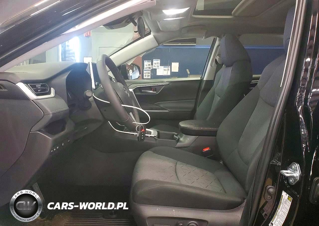 2025 Toyota Rav4 Xle VIN:2T3P1RFVXSW635079 - 7