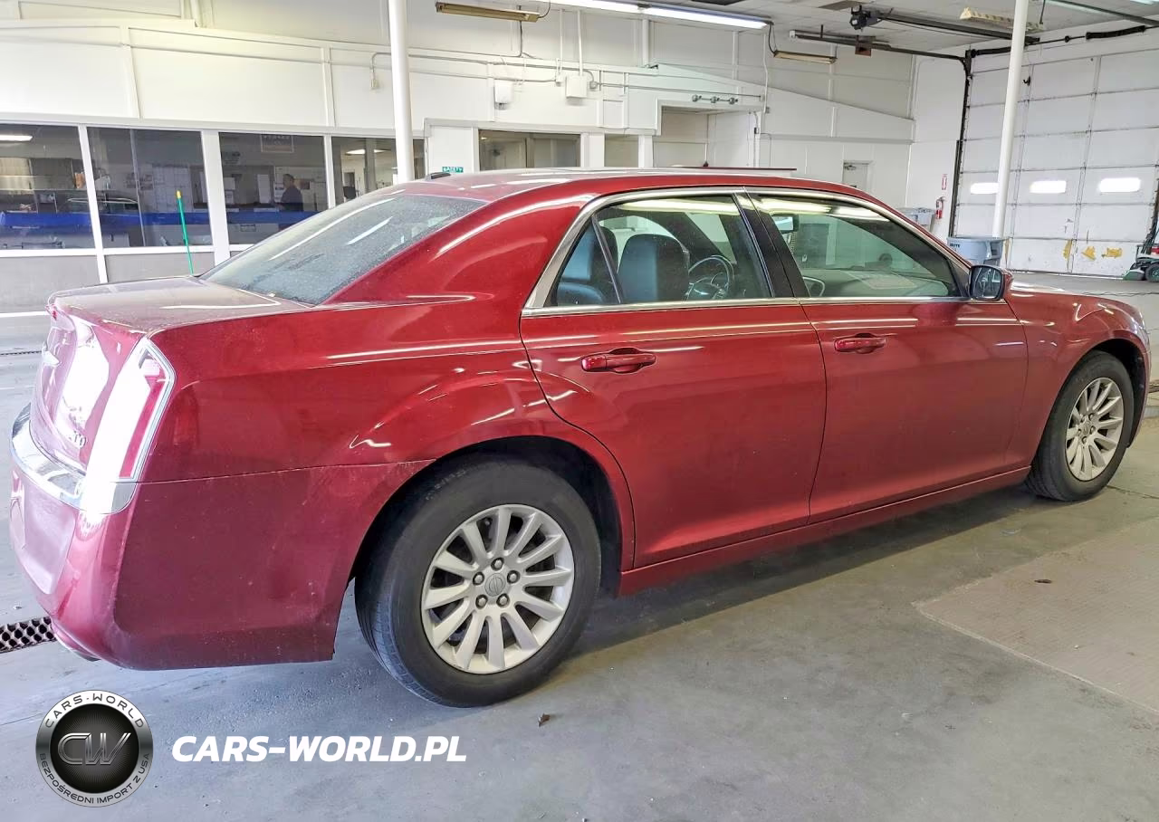 2013 Chrysler 300 VIN:2C3CCAAG5DH627580 - 3