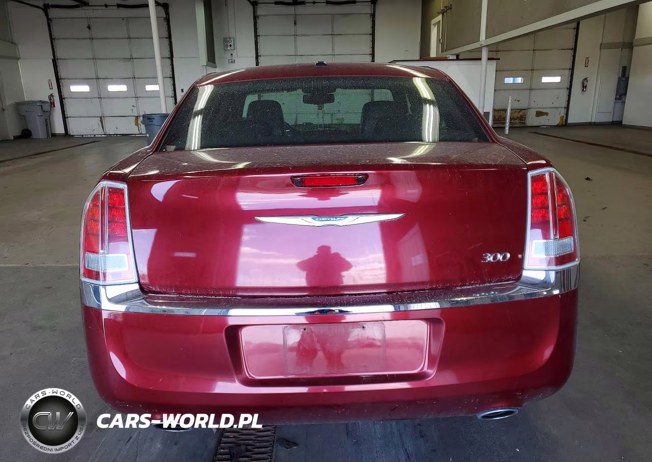 2013 Chrysler 300 VIN:2C3CCAAG5DH627580 - 6
